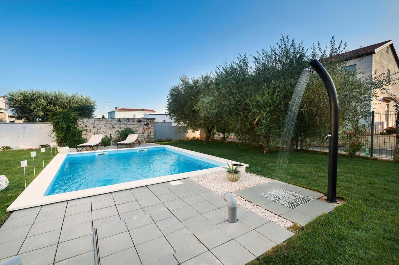Villa Mediteranea Umag Exteriör bild